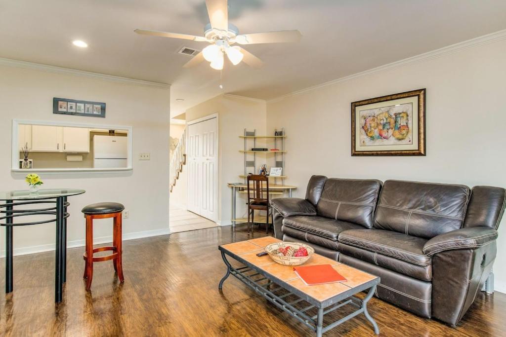 Emerald Coast Vacation Station Apartment Pensacola
