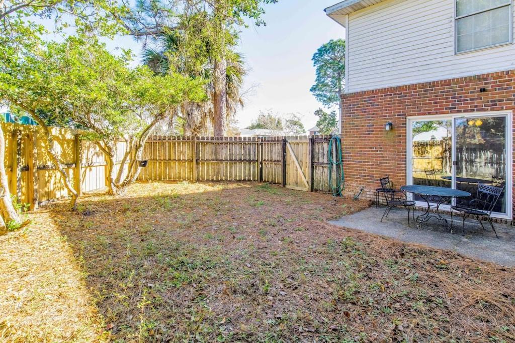 Apartment Emerald Coast Vacation Station