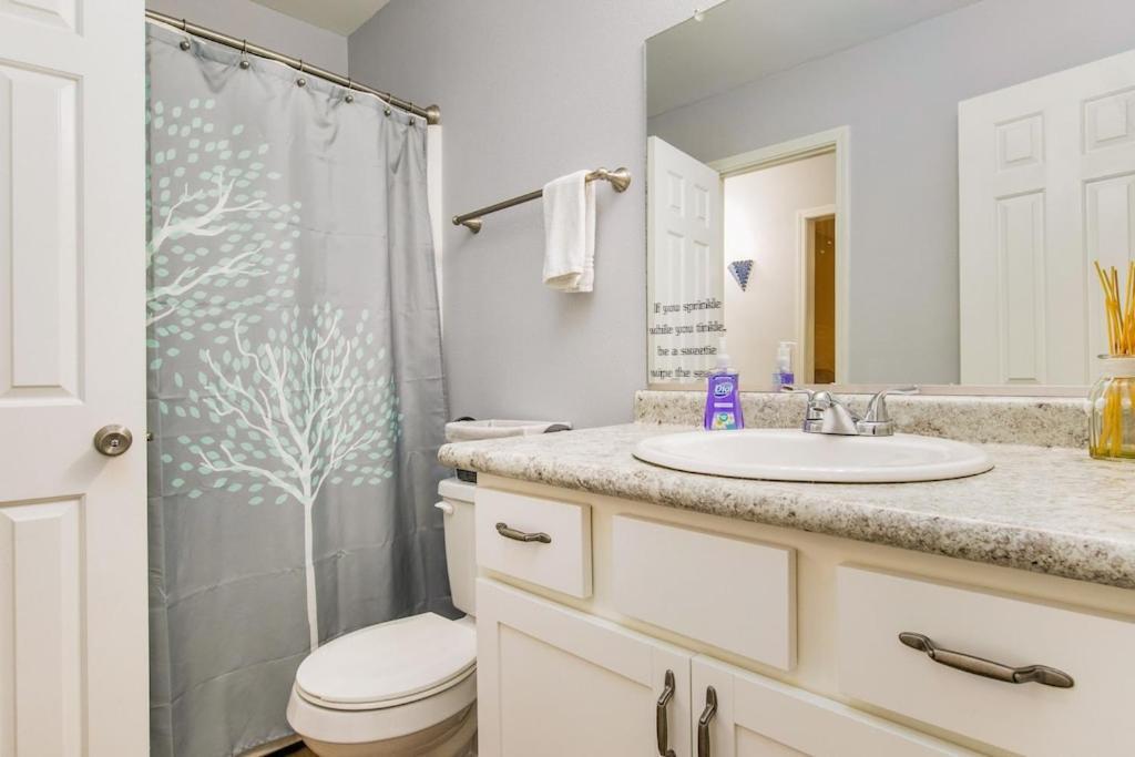 Emerald Coast Vacation Station